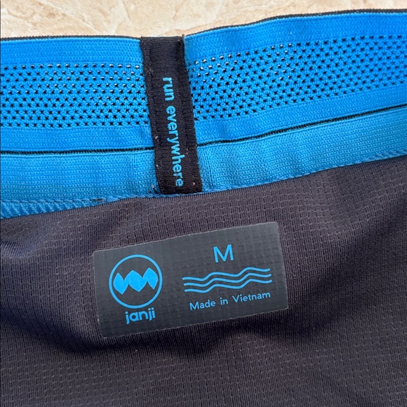 Janji Women's AFO Running Shorts activewear athleisure gym workout running - Picture 5 of 5